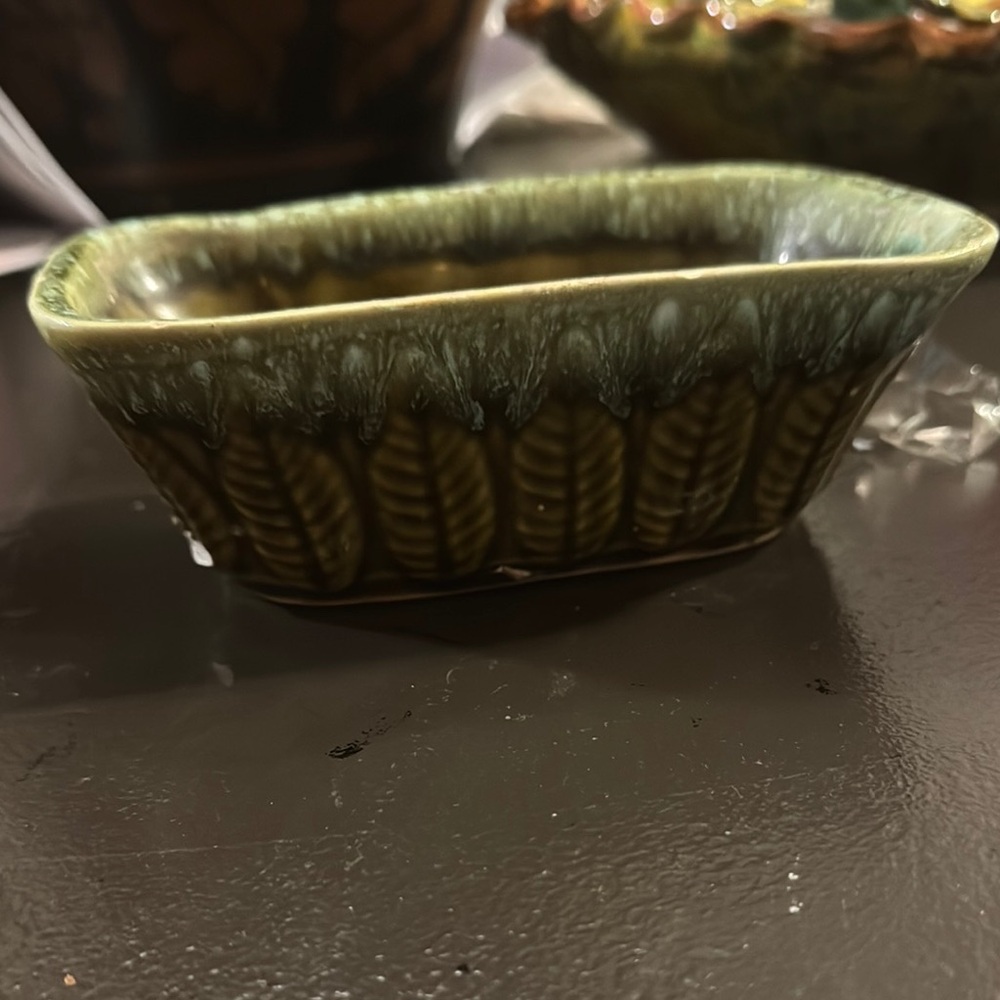 Green Ceramic Leaf Dish